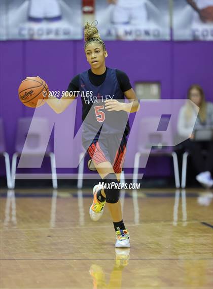 Thumbnail 1 in Bishop Hartley vs. Teays Valley (OGBR Classic in the City) photogallery.