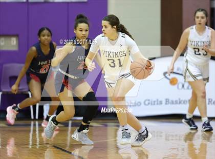 Thumbnail 3 in Bishop Hartley vs. Teays Valley (OGBR Classic in the City) photogallery.
