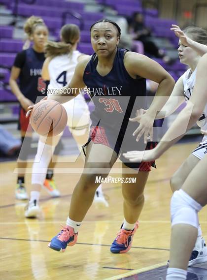 Thumbnail 1 in Bishop Hartley vs. Teays Valley (OGBR Classic in the City) photogallery.