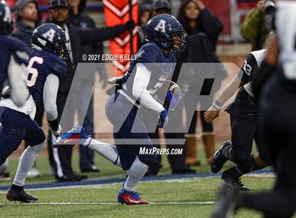 Thumbnail 2 in Trinity @ Allen (UIL 6A Division 1 Regional Semifinal) photogallery.