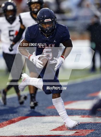 Thumbnail 1 in Trinity @ Allen (UIL 6A Division 1 Regional Semifinal) photogallery.