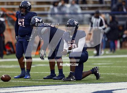 Thumbnail 3 in Trinity @ Allen (UIL 6A Division 1 Regional Semifinal) photogallery.