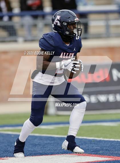 Thumbnail 1 in Trinity @ Allen (UIL 6A Division 1 Regional Semifinal) photogallery.