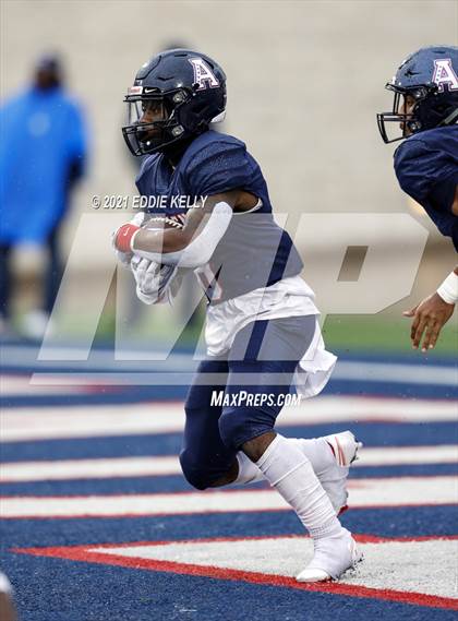 Thumbnail 3 in Trinity @ Allen (UIL 6A Division 1 Regional Semifinal) photogallery.