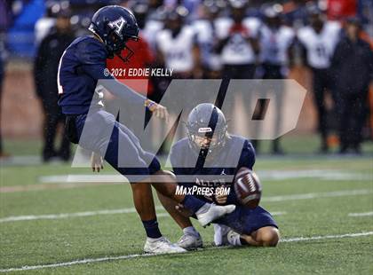 Thumbnail 2 in Trinity @ Allen (UIL 6A Division 1 Regional Semifinal) photogallery.