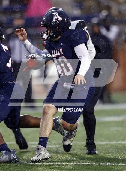 Thumbnail 3 in Trinity @ Allen (UIL 6A Division 1 Regional Semifinal) photogallery.
