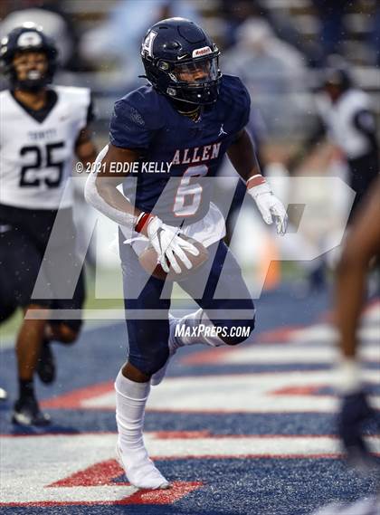 Thumbnail 3 in Trinity @ Allen (UIL 6A Division 1 Regional Semifinal) photogallery.