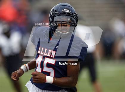 Thumbnail 3 in Trinity @ Allen (UIL 6A Division 1 Regional Semifinal) photogallery.