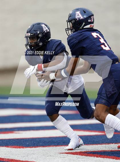 Thumbnail 1 in Trinity @ Allen (UIL 6A Division 1 Regional Semifinal) photogallery.