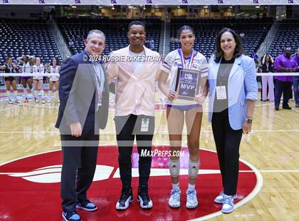 Thumbnail 1 in Grand Oaks vs. Fulshear (UIL 6A Volleyball Division 1 Final Medal Ceremony) photogallery.