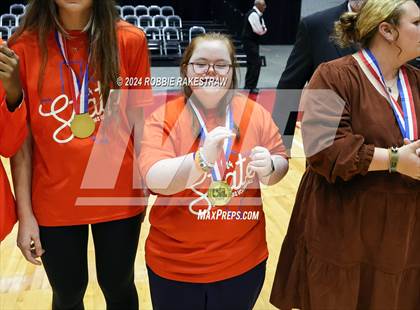 Thumbnail 1 in Grand Oaks vs. Fulshear (UIL 6A Volleyball Division 1 Final Medal Ceremony) photogallery.