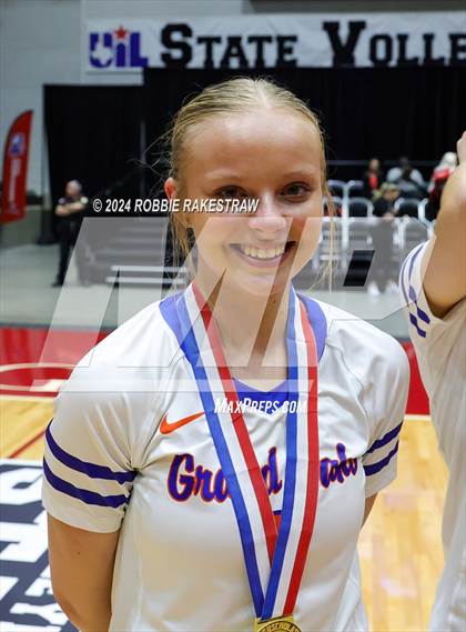 Thumbnail 1 in Grand Oaks vs. Fulshear (UIL 6A Volleyball Division 1 Final Medal Ceremony) photogallery.