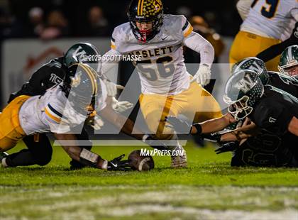 Thumbnail 2 in Haslett vs. Williamston (MHSAA D-4 Dist-1: FINAL) photogallery.