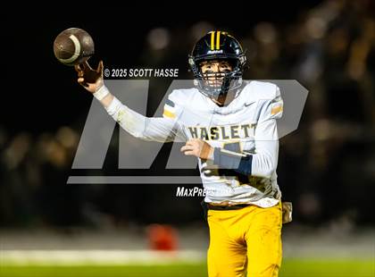 Thumbnail 3 in Haslett vs. Williamston (MHSAA D-4 Dist-1: FINAL) photogallery.