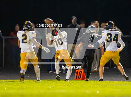 Thumbnail 3 in Haslett vs. Williamston (MHSAA D-4 Dist-1: FINAL) photogallery.