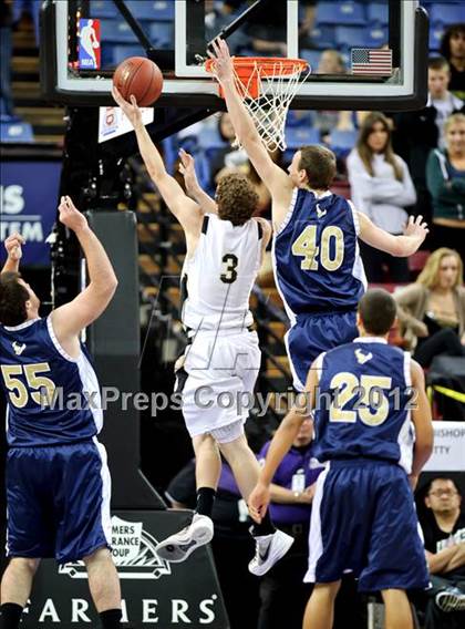 Thumbnail 3 in Archbishop Mitty vs. La Costa Canyon (CIF State D2 Final) photogallery.
