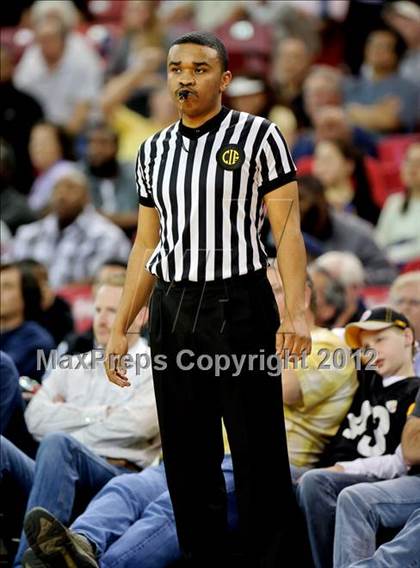 Thumbnail 2 in Archbishop Mitty vs. La Costa Canyon (CIF State D2 Final) photogallery.