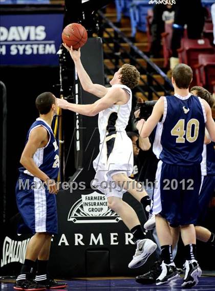 Thumbnail 3 in Archbishop Mitty vs. La Costa Canyon (CIF State D2 Final) photogallery.