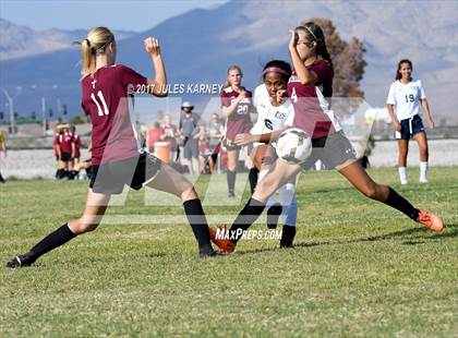 Thumbnail 3 in Centennial vs Faith Lutheran photogallery.