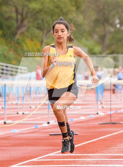 Thumbnail 3 in UC Track Classic (Jumps) photogallery.