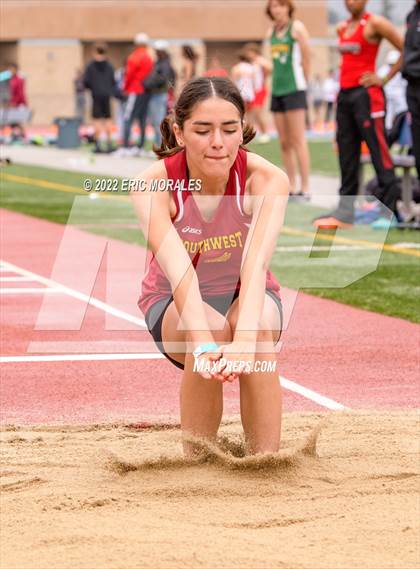 Thumbnail 1 in UC Track Classic (Jumps) photogallery.