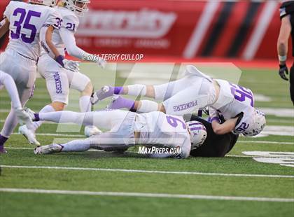 Thumbnail 3 in Lehi vs. Stansbury (UHSAA 5A Semifinal) photogallery.