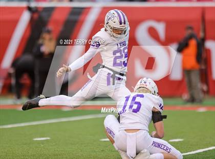 Thumbnail 2 in Lehi vs. Stansbury (UHSAA 5A Semifinal) photogallery.