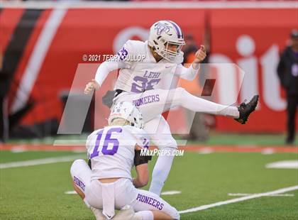 Thumbnail 1 in Lehi vs. Stansbury (UHSAA 5A Semifinal) photogallery.