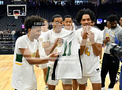 Thumbnail 3 in Central Catholic vs. Vanden (CIF SJS D3 Final) photogallery.