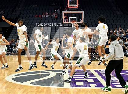 Thumbnail 1 in Central Catholic vs. Vanden (CIF SJS D3 Final) photogallery.