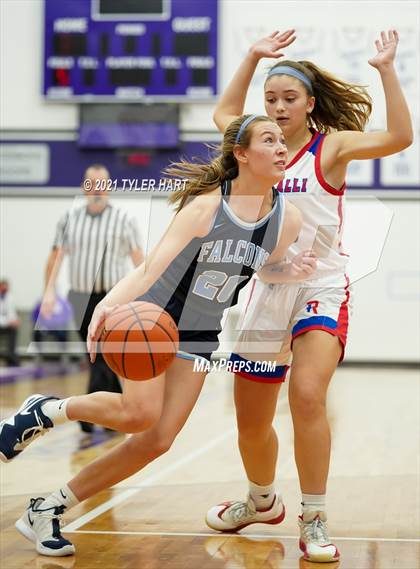 Thumbnail 3 in Roncalli vs. Perry Meridian (IHSAA 4A Sectional Championship) photogallery.