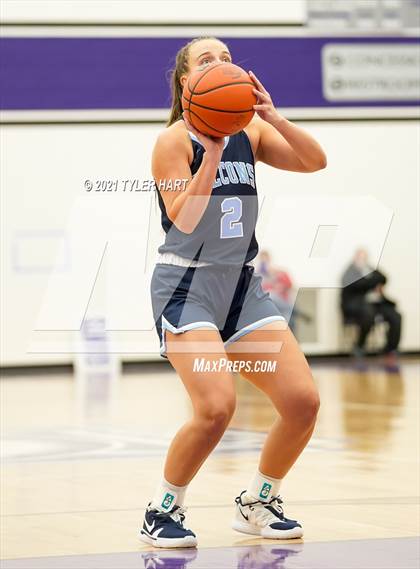 Thumbnail 3 in Roncalli vs. Perry Meridian (IHSAA 4A Sectional Championship) photogallery.