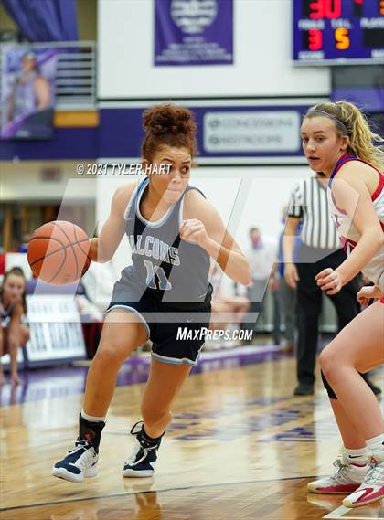 Thumbnail 1 in Roncalli vs. Perry Meridian (IHSAA 4A Sectional Championship) photogallery.