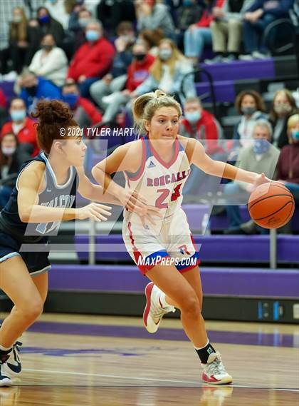 Thumbnail 3 in Roncalli vs. Perry Meridian (IHSAA 4A Sectional Championship) photogallery.