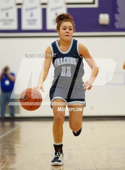 Thumbnail 3 in Roncalli vs. Perry Meridian (IHSAA 4A Sectional Championship) photogallery.