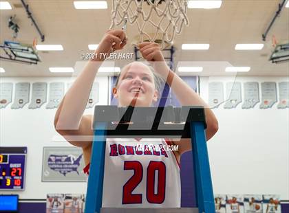 Thumbnail 3 in Roncalli vs. Perry Meridian (IHSAA 4A Sectional Championship) photogallery.