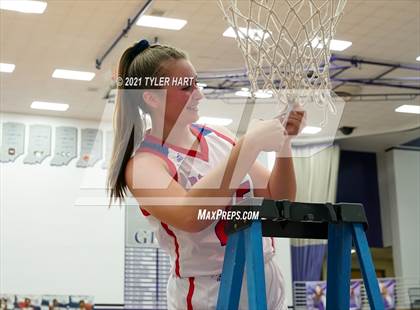 Thumbnail 3 in Roncalli vs. Perry Meridian (IHSAA 4A Sectional Championship) photogallery.