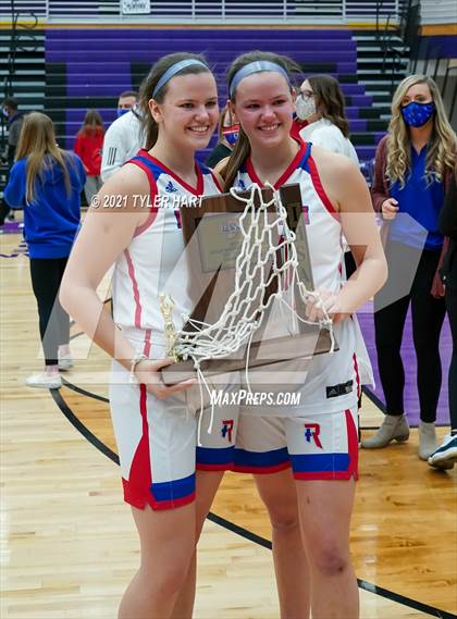 Thumbnail 1 in Roncalli vs. Perry Meridian (IHSAA 4A Sectional Championship) photogallery.