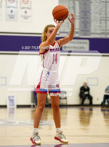 Thumbnail 2 in Roncalli vs. Perry Meridian (IHSAA 4A Sectional Championship) photogallery.