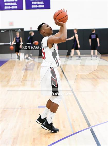 Thumbnail 1 in Ironwood vs. Northwest Christian (Judy Dixon Holiday Tournament) photogallery.