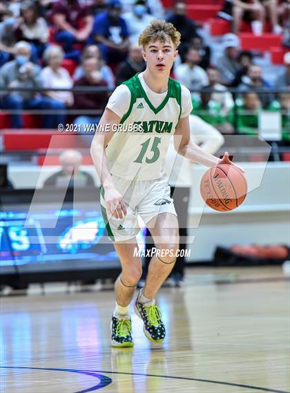 Thumbnail 3 in White Oak @ Tatum (UIL 3A Regional Semifinal) photogallery.