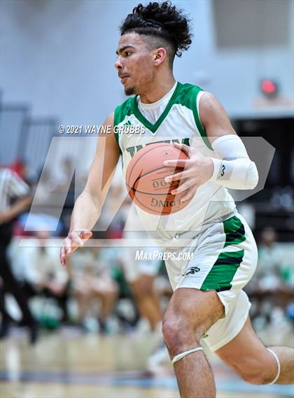 Thumbnail 2 in White Oak @ Tatum (UIL 3A Regional Semifinal) photogallery.