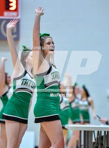 Thumbnail 2 in White Oak @ Tatum (UIL 3A Regional Semifinal) photogallery.