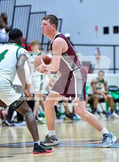 Thumbnail 2 in White Oak @ Tatum (UIL 3A Regional Semifinal) photogallery.