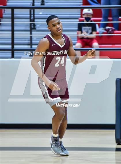 Thumbnail 1 in White Oak @ Tatum (UIL 3A Regional Semifinal) photogallery.