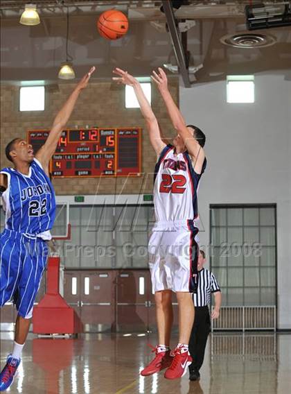 Thumbnail 1 in Tesoro vs. Jordan (MaxPreps Holiday Classic) photogallery.