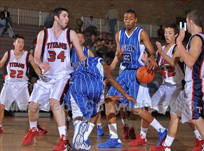 Thumbnail 1 in Tesoro vs. Jordan (MaxPreps Holiday Classic) photogallery.