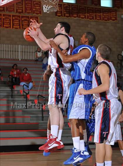 Thumbnail 1 in Tesoro vs. Jordan (MaxPreps Holiday Classic) photogallery.