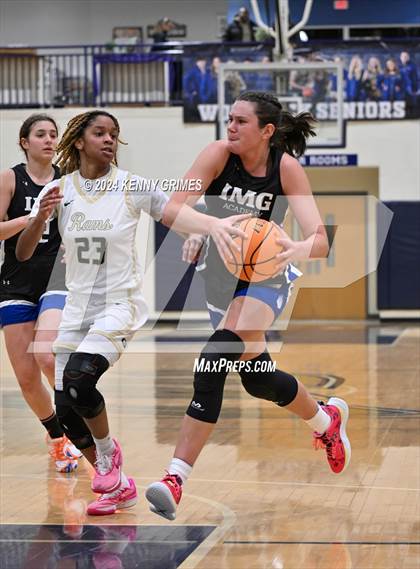Thumbnail 3 in Grayson vs. IMG Academy (MLK Day Classic) photogallery.