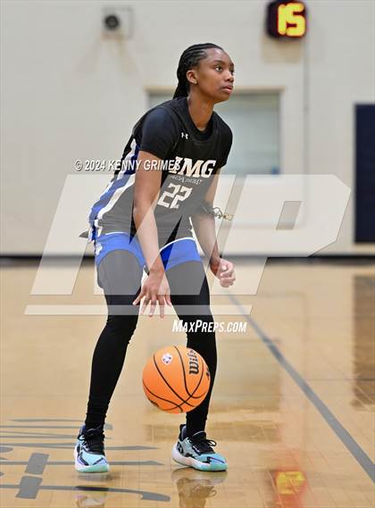 Thumbnail 2 in Grayson vs. IMG Academy (MLK Day Classic) photogallery.